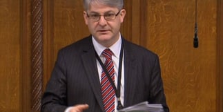 Conservative MP Slams 'Tug-of-War' over Affordability Checks on UK Punters