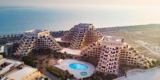 Svolta negli Emirati Arabi: il gioco d'azzardo da tabù a nuova frontiera