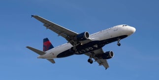 Connecticut Bill Would Allow In-Flight Sports Betting on Commercial Flights