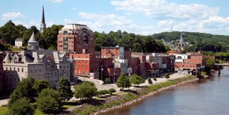 Maine Casino Revenue Steady at $14 Million in October, Pressure from NH Casino Growth