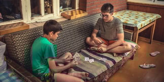 More Than a Third of American Boys Gamble, New Survey Finds