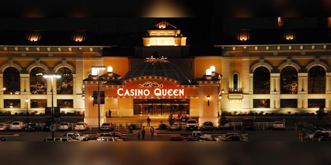 DraftKings at Casino Queen Breaks Ground on New Sportsbook
