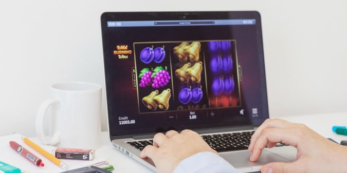 Come si gioca alle slot machine online