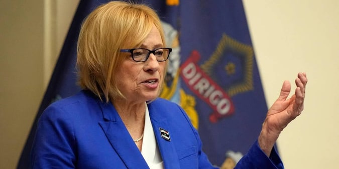 Maine Governor Delays Signing Tribal iGaming Bill