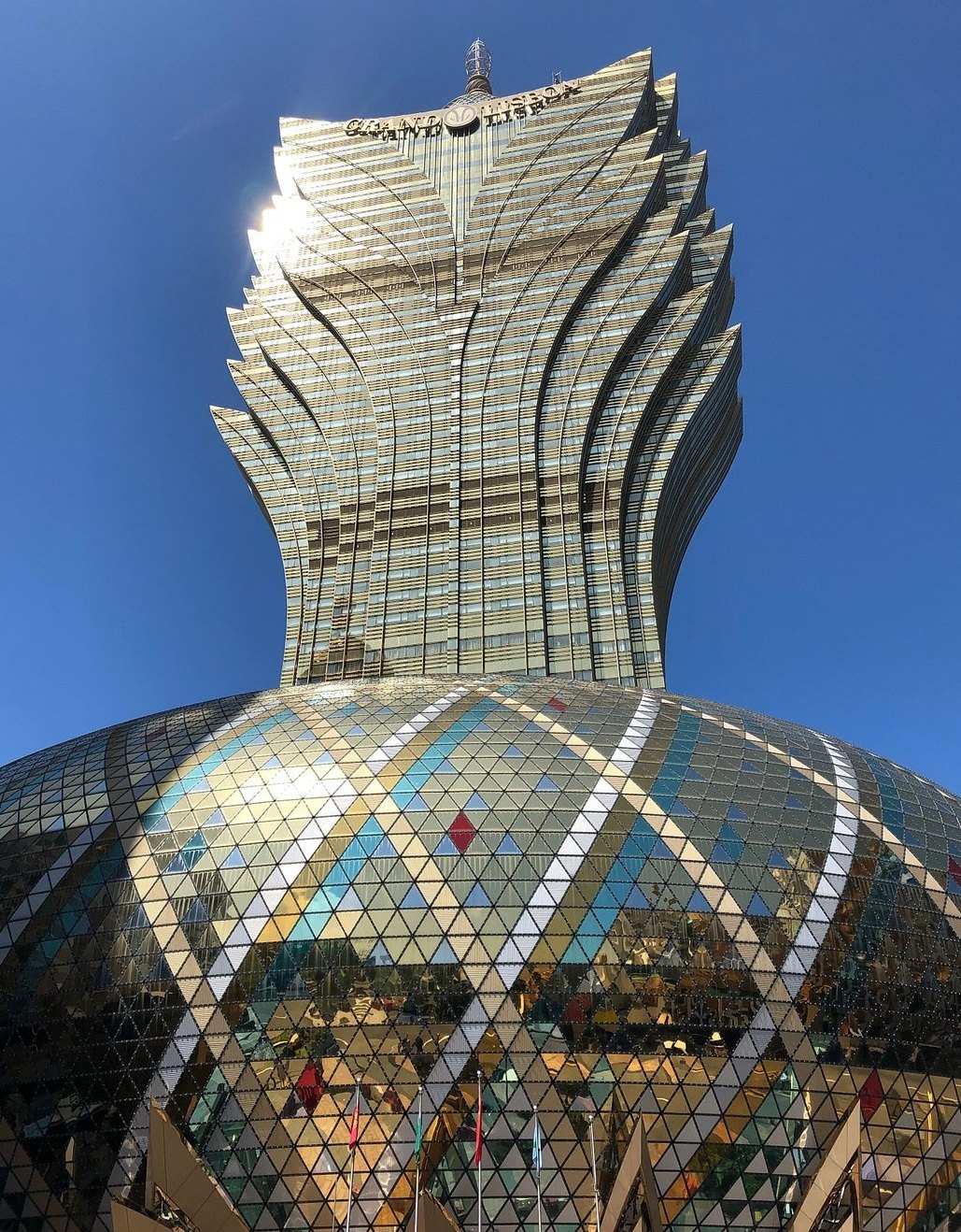 Grand Lisboa Casino Review - Casinos.com