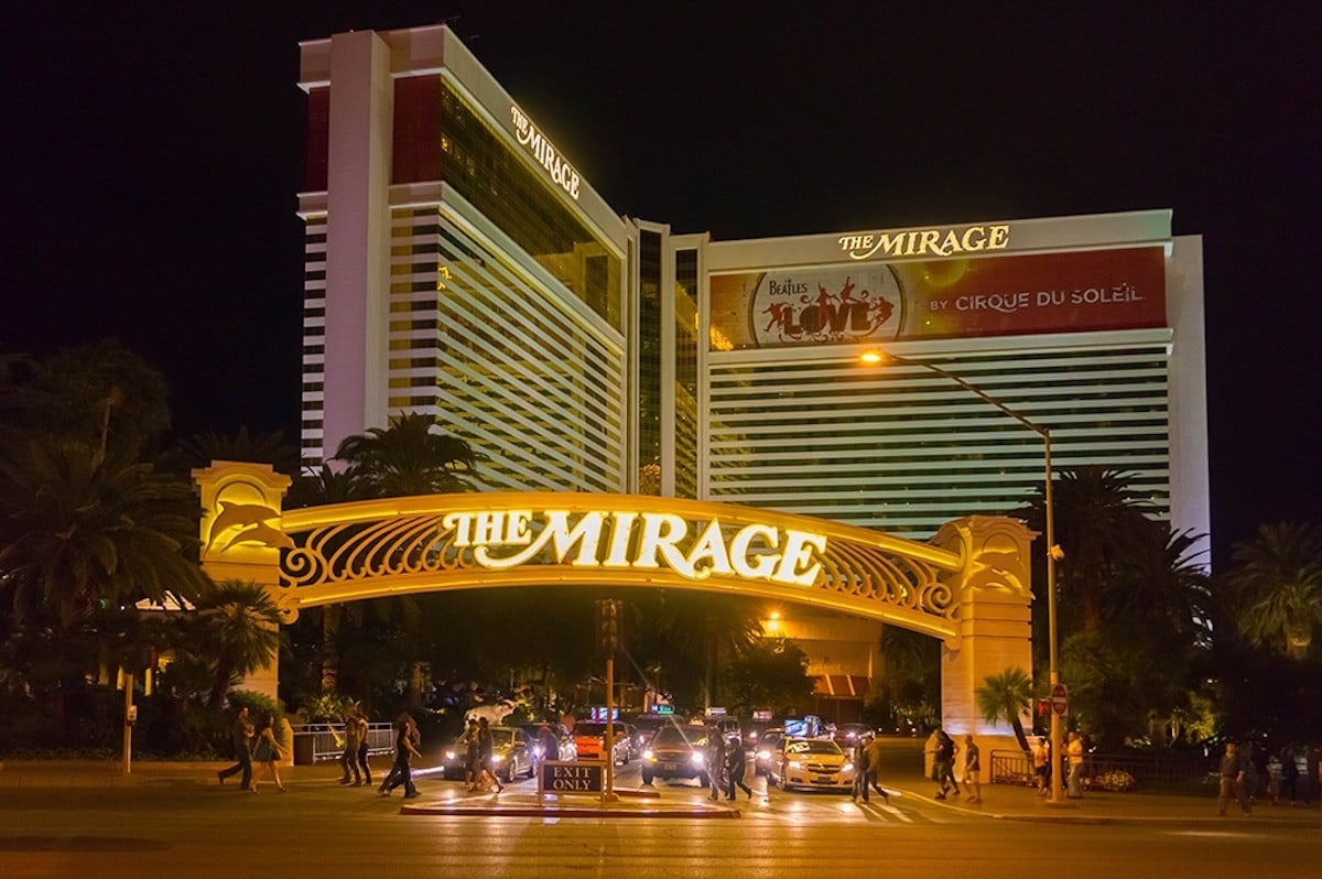 Mirage Las Vegas sign