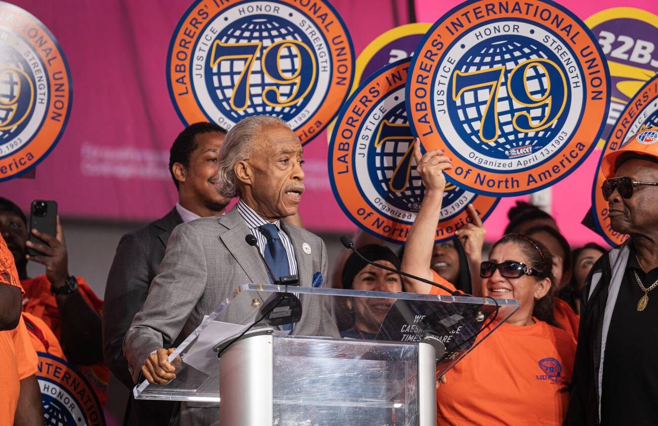 Al Sharpton supporting a Times Square New York casino
