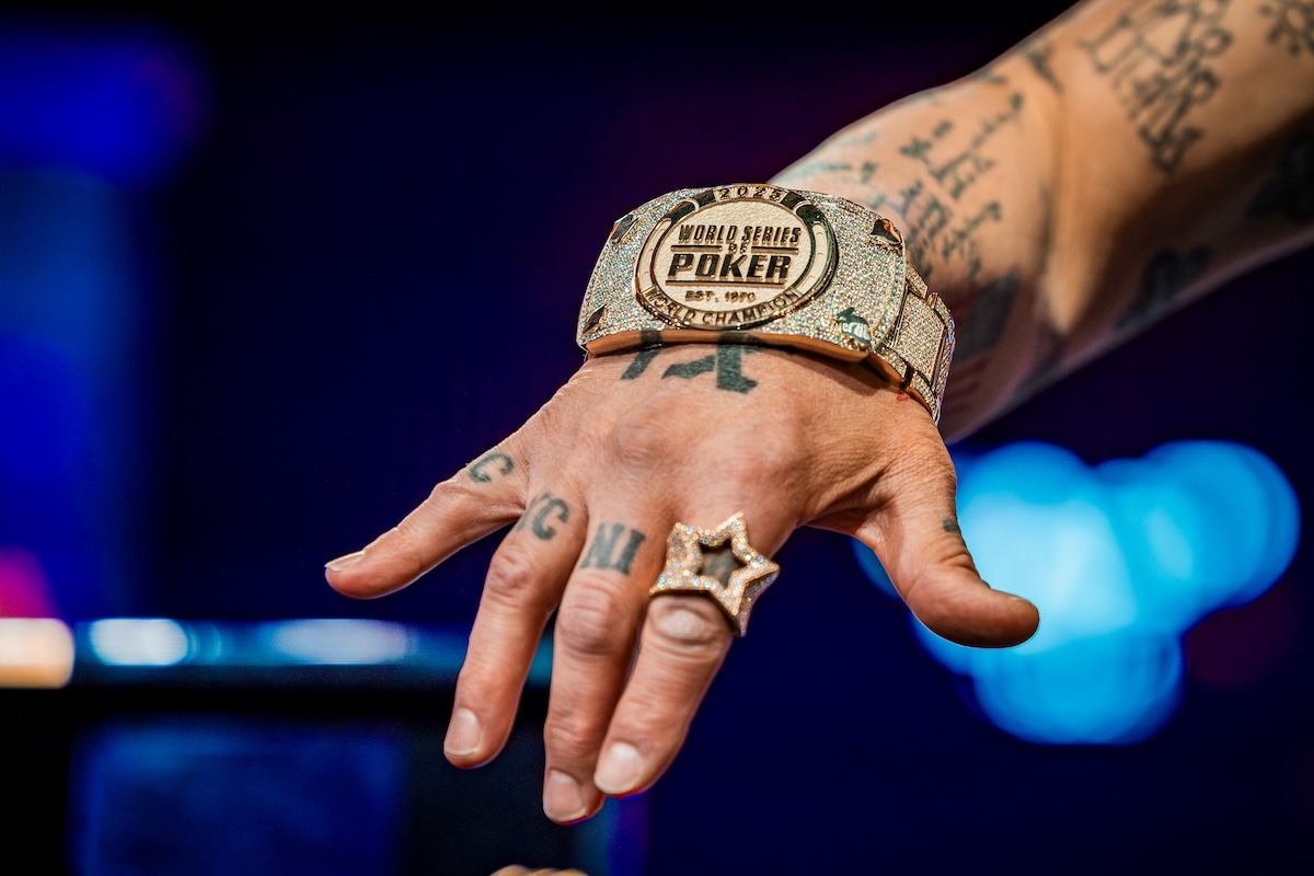 Criss Angel wearing the 2025 WSOP Main Event bracelet